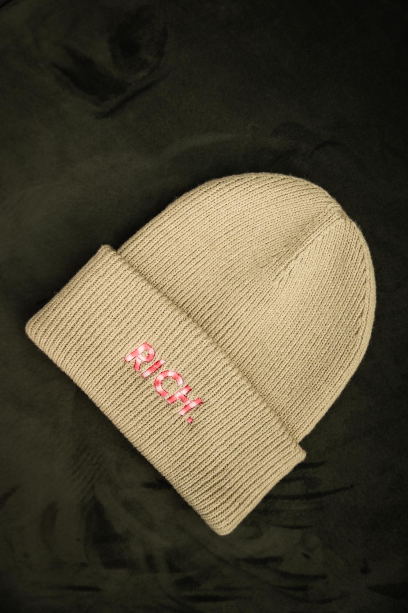 BASIC RICH TÉLISAPKA